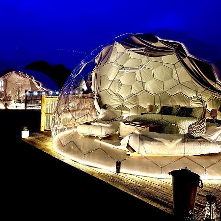Deerstone Glamping-Pinhaw Beacon Dome Hot Tub 호텔 Earby 외부 사진