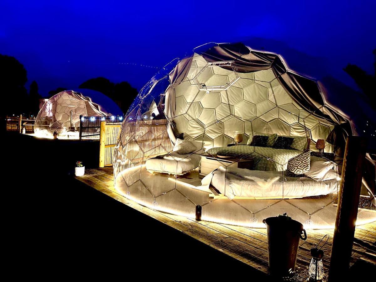 Deerstone Glamping-Pinhaw Beacon Dome Hot Tub 호텔 Earby 외부 사진